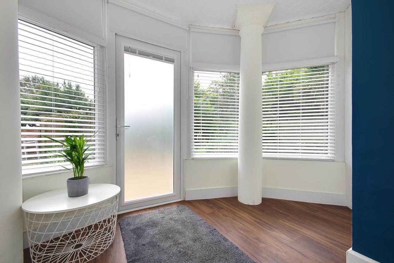 Large En-Suite By The Beach Bournemouth Dış mekan fotoğraf