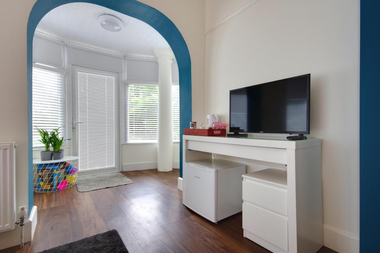 Large En-Suite By The Beach Bournemouth Dış mekan fotoğraf
