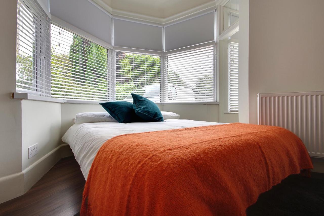 Large En-Suite By The Beach Bournemouth Dış mekan fotoğraf