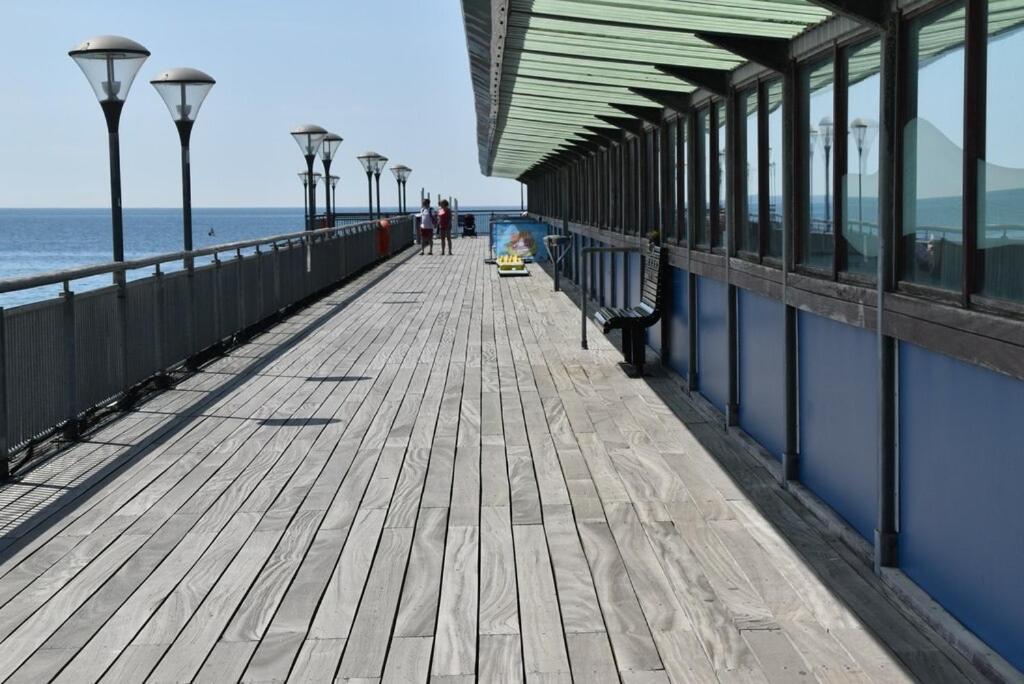 Large En-Suite By The Beach Bournemouth Dış mekan fotoğraf