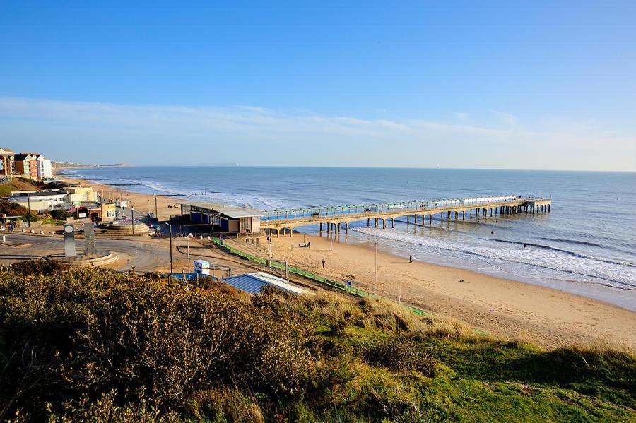 Large En-Suite By The Beach Bournemouth Dış mekan fotoğraf