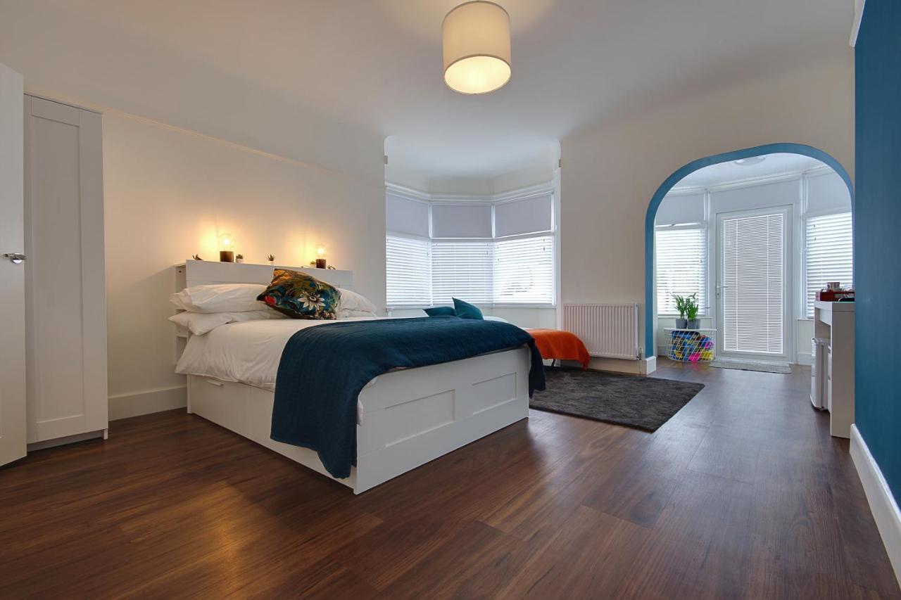 Large En-Suite By The Beach Bournemouth Dış mekan fotoğraf